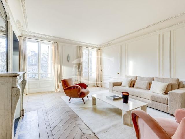 Tout savoir sur cet appartement à Paris 16ème