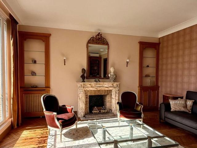 Tout savoir sur cet appartement à Paris 16ème