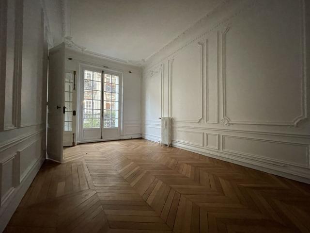 Tout savoir sur cet appartement à Paris 17ème