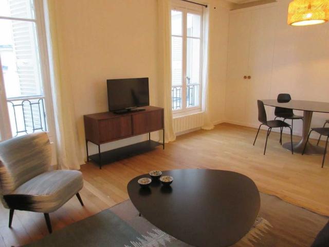 Tout savoir sur cet appartement à Paris 7ème