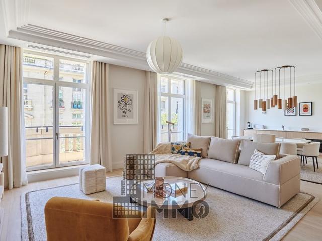 Tout savoir sur cet appartement à Paris 7ème