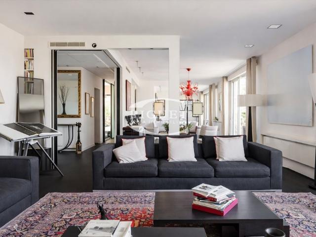 Tout savoir sur cet appartement à Paris 7ème