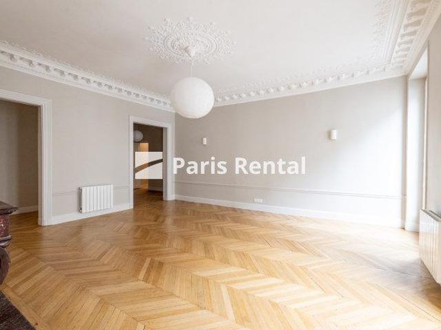 Tout savoir sur cet appartement à Paris 8ème