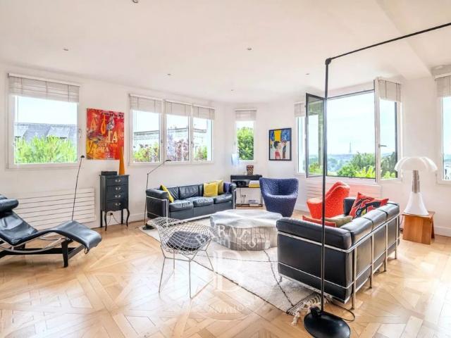 Tout savoir sur cet appartement dans le quartier Coteaux, à Saint Cloud