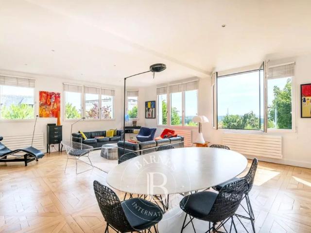 Tout savoir sur cet appartement dans le quartier Coteaux, à Saint Cloud