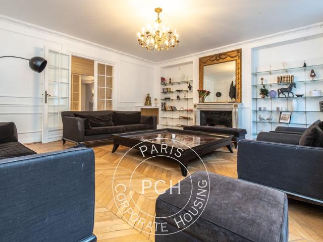 Tout savoir sur cet appartement dans le quartier Courcelles Wagram, à Paris 17ème