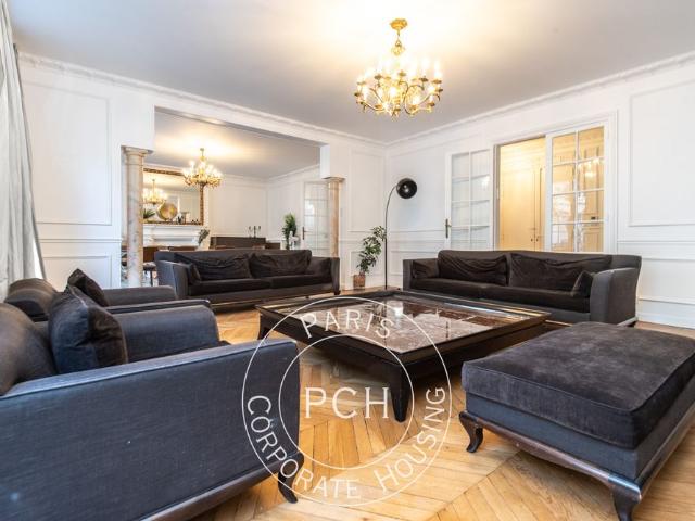 Tout savoir sur cet appartement dans le quartier Courcelles Wagram, à Paris 17ème
