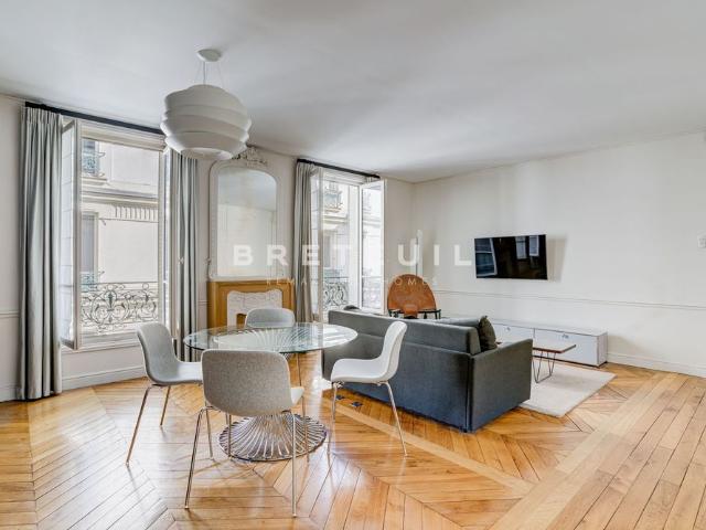 Tout savoir sur cet appartement dans le quartier Courcelles Wagram, à Paris 17ème