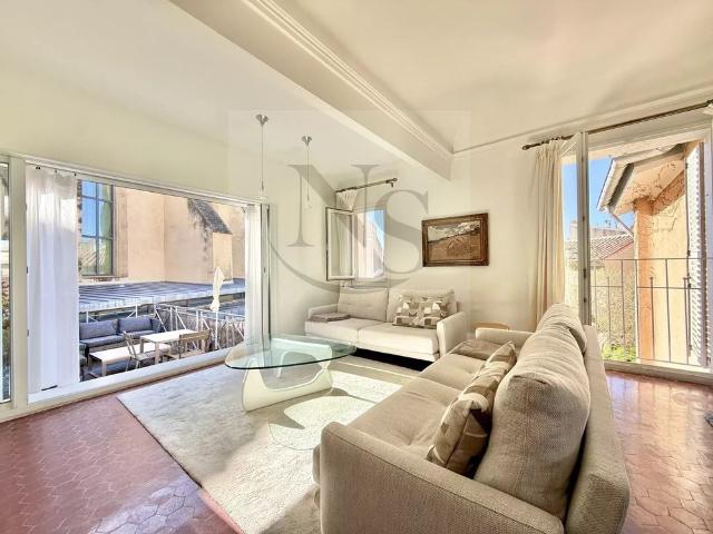 Tout savoir sur cet appartement dans le quartier Comtale Cente Cours Mirabeau, à Aix en Provence