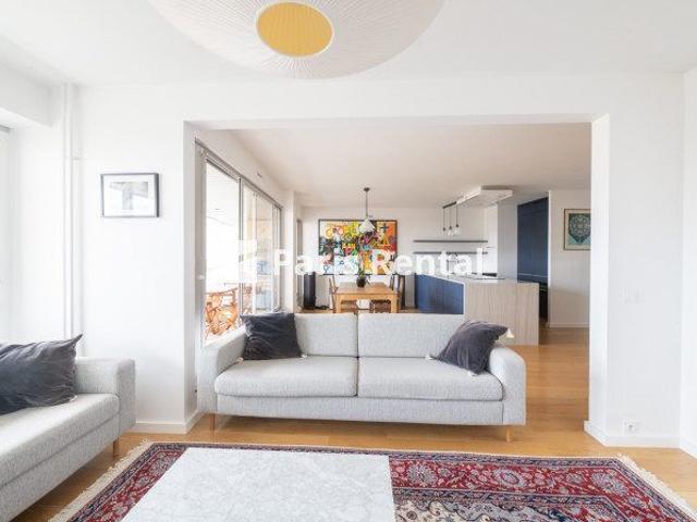 Tout savoir sur cet appartement dans le quartier Cambronne Garibaldi, à Paris 15ème