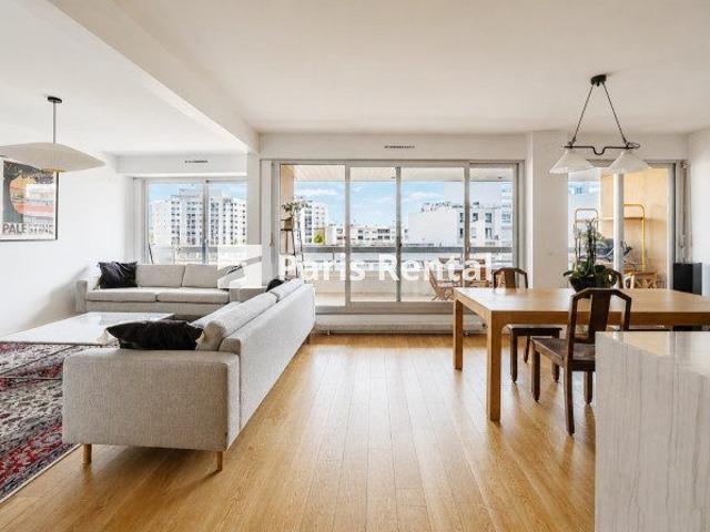 Tout savoir sur cet appartement dans le quartier Cambronne Garibaldi, à Paris 15ème