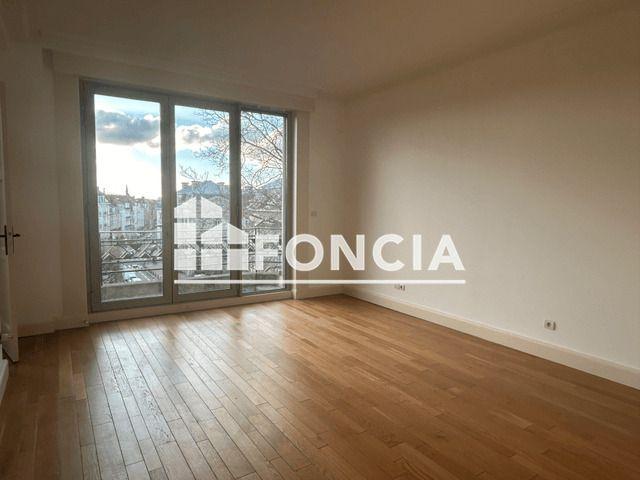 Tout savoir sur cet appartement dans le quartier Centre, à Lille