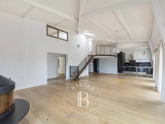 Tout savoir sur cet appartement dans le quartier Centre, à Saint Cloud