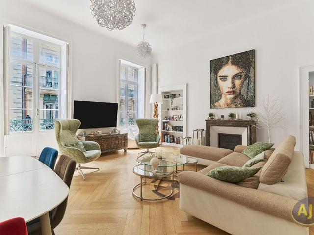 Tout savoir sur cet appartement dans le quartier Centre, à Rennes