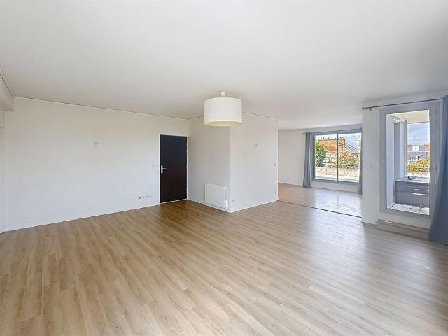 Tout savoir sur cet appartement dans le quartier Centre Ville, à Reims