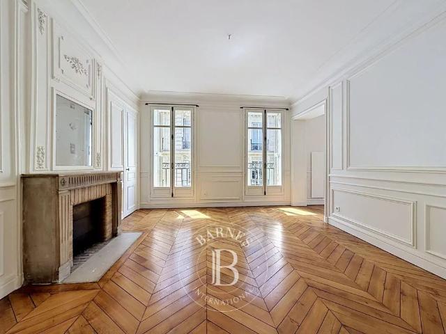 Tout savoir sur cet appartement dans le quartier Chaillot, à Paris 16ème