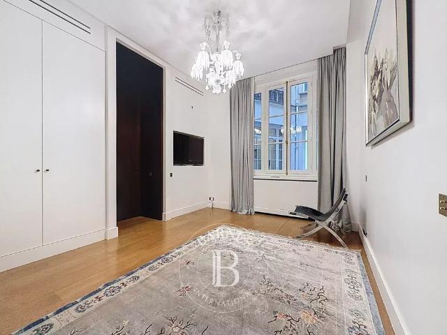 Tout savoir sur cet appartement dans le quartier Chaillot, à Paris 16ème