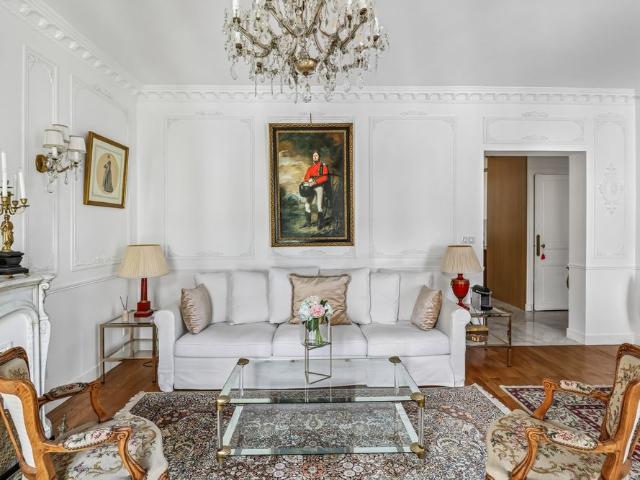 Tout savoir sur cet appartement dans le quartier Chaillot, à Paris 16ème