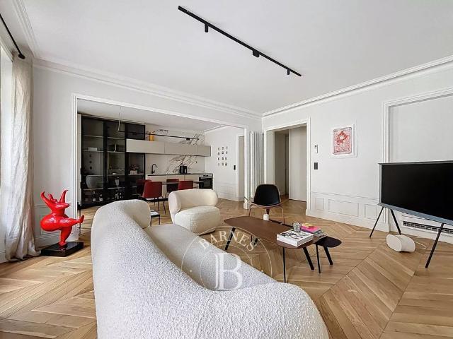 Tout savoir sur cet appartement dans le quartier Chaillot, à Paris 16ème