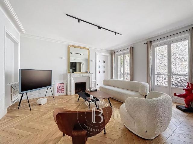 Tout savoir sur cet appartement dans le quartier Chaillot, à Paris 16ème