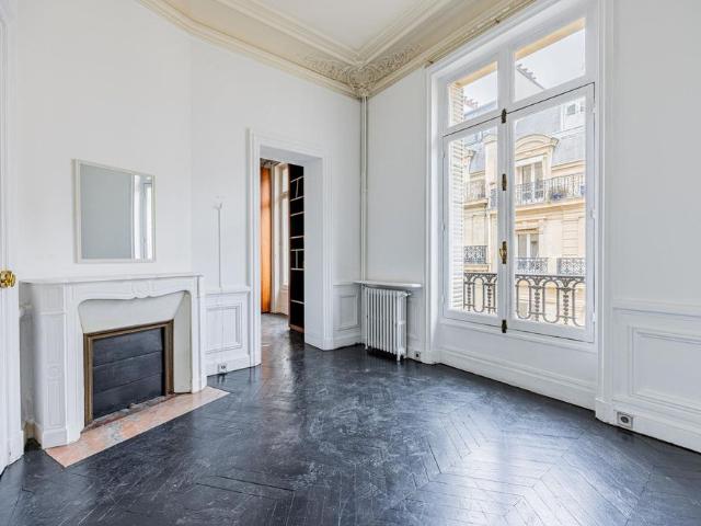 Tout savoir sur cet appartement dans le quartier Chaillot, à Paris 16ème