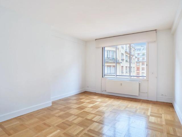 Tout savoir sur cet appartement dans le quartier Chaillot, à Paris 16ème