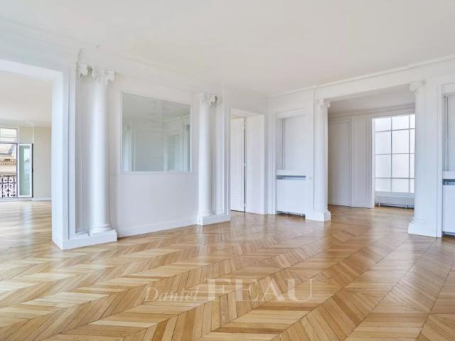 Tout savoir sur cet appartement dans le quartier Chaillot, à Paris 16ème
