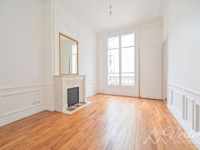 Tout savoir sur cet appartement dans le quartier Chaillot, à Paris 16ème