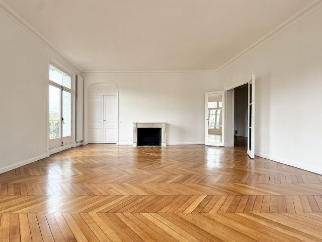 Tout savoir sur cet appartement dans le quartier Chaillot, à Paris 16ème