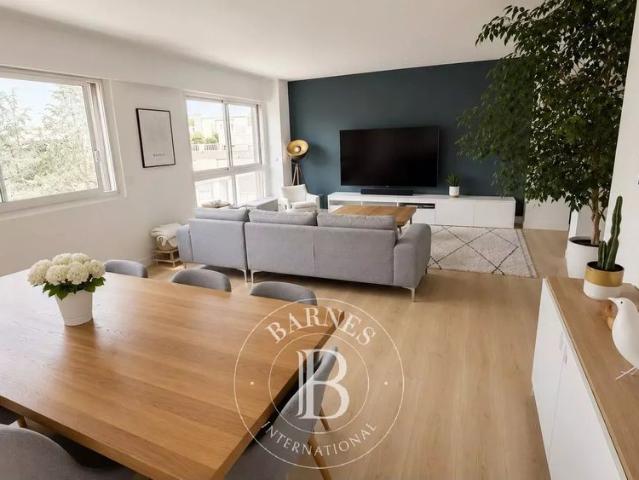 Tout savoir sur cet appartement dans le quartier Charles Laffitte, à Neuilly sur Seine