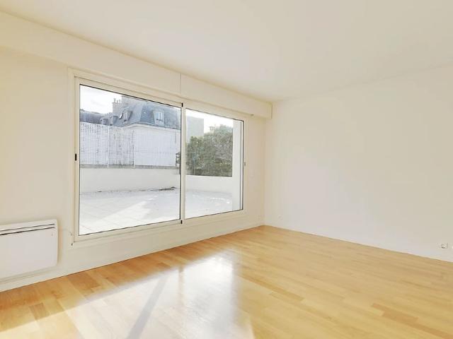 Tout savoir sur cet appartement dans le quartier Charles Laffitte, à Neuilly sur Seine