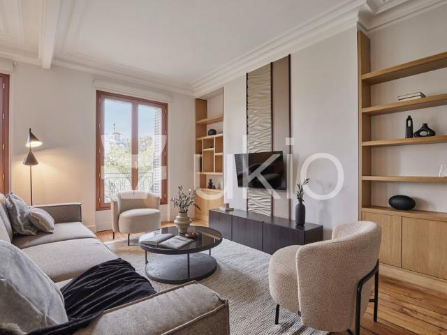 Tout savoir sur cet appartement dans le quartier Chateau d'Eau Lancry, à Paris 10ème