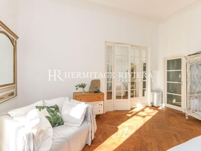 Tout savoir sur cet appartement dans le quartier Cimiez, à Nice