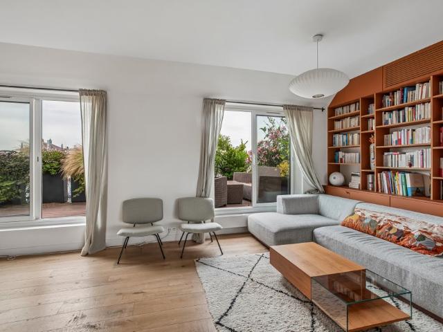 Tout savoir sur cet appartement dans le quartier Clichy Trinité, à Paris 9ème
