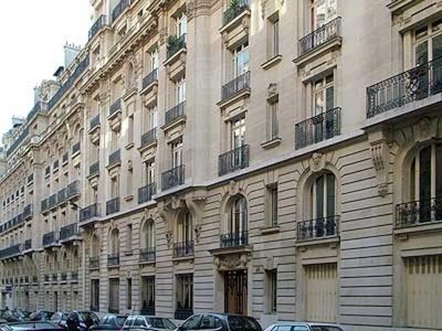 Tout savoir sur cet appartement dans le quartier Clichy Trinité, à Paris 9ème
