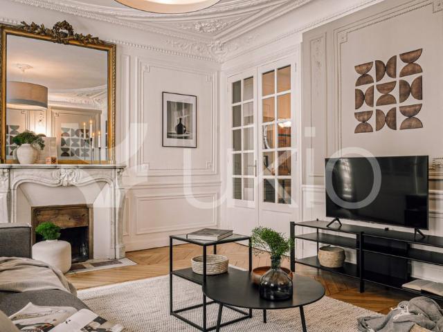 Tout savoir sur cet appartement dans le quartier Clichy Trinité, à Paris 9ème