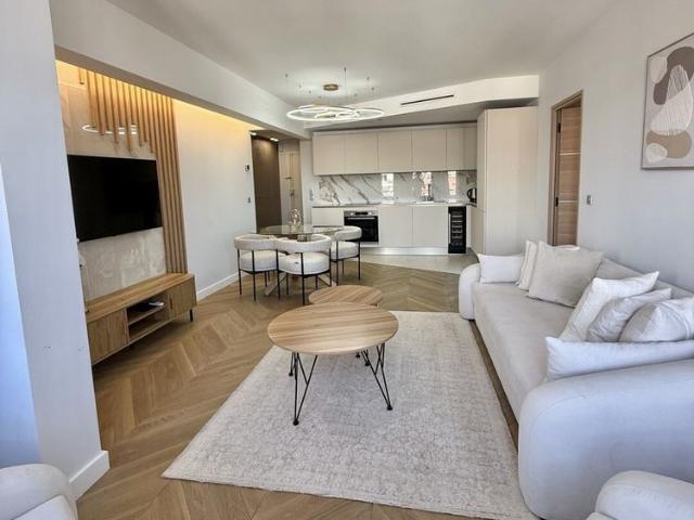 Tout savoir sur cet appartement dans le quartier Croisette Palm Beach, à Cannes