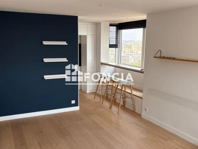 Tout savoir sur cet appartement dans le quartier Alleray Procession, à Paris 15ème