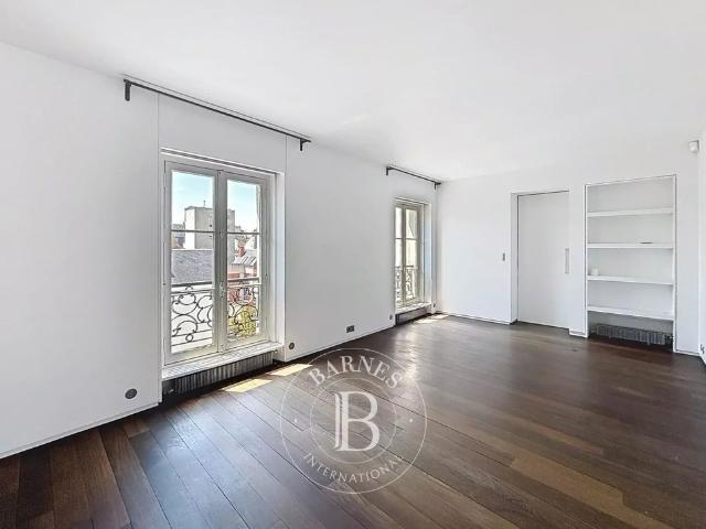 Tout savoir sur cet appartement dans le quartier Archives, à Paris 3ème