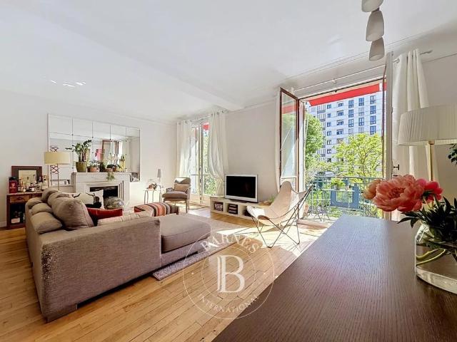 Tout savoir sur cet appartement dans le quartier Auteuil Nord, à Paris 16ème