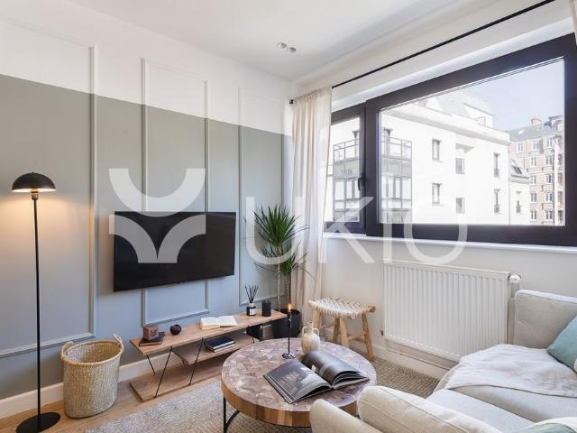 Tout savoir sur cet appartement dans le quartier Auteuil Nord, à Paris 16ème