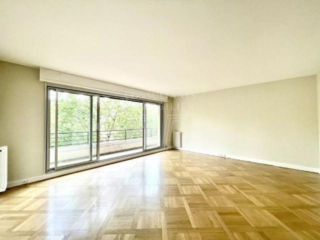 Tout savoir sur cet appartement dans le quartier Auteuil Nord, à Paris 16ème