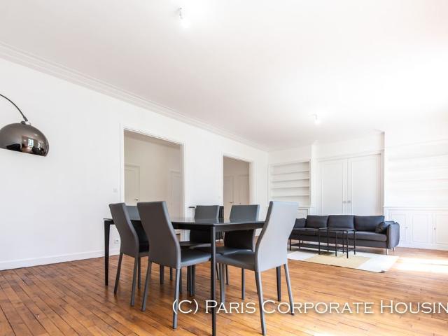 Tout savoir sur cet appartement dans le quartier Auteuil Nord, à Paris 16ème