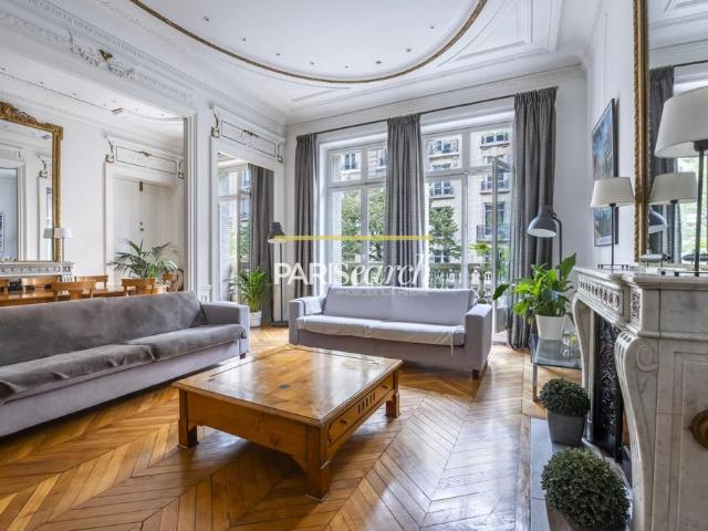 Tout savoir sur cet appartement dans le quartier Auteuil Nord, à Paris 16ème
