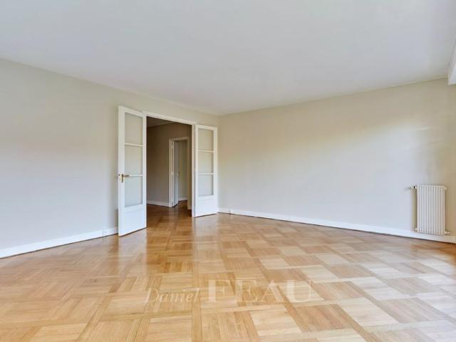 Tout savoir sur cet appartement dans le quartier Auteuil Nord, à Paris 16ème