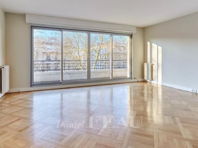 Tout savoir sur cet appartement dans le quartier Auteuil Nord, à Paris 16ème