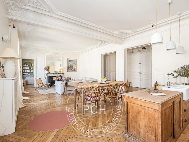 Tout savoir sur cet appartement dans le quartier Auteuil Nord, à Paris 16ème