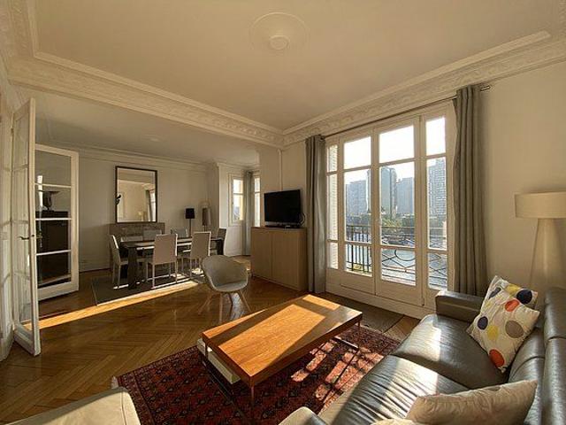 Tout savoir sur cet appartement dans le quartier Auteuil Nord, à Paris 16ème