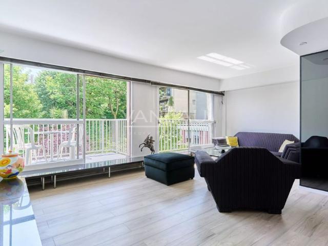 Tout savoir sur cet appartement dans le quartier Auteuil Nord, à Paris 16ème