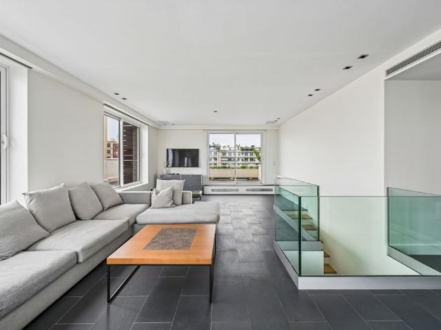 Tout savoir sur cet appartement dans le quartier Auteuil Nord, à Paris 16ème